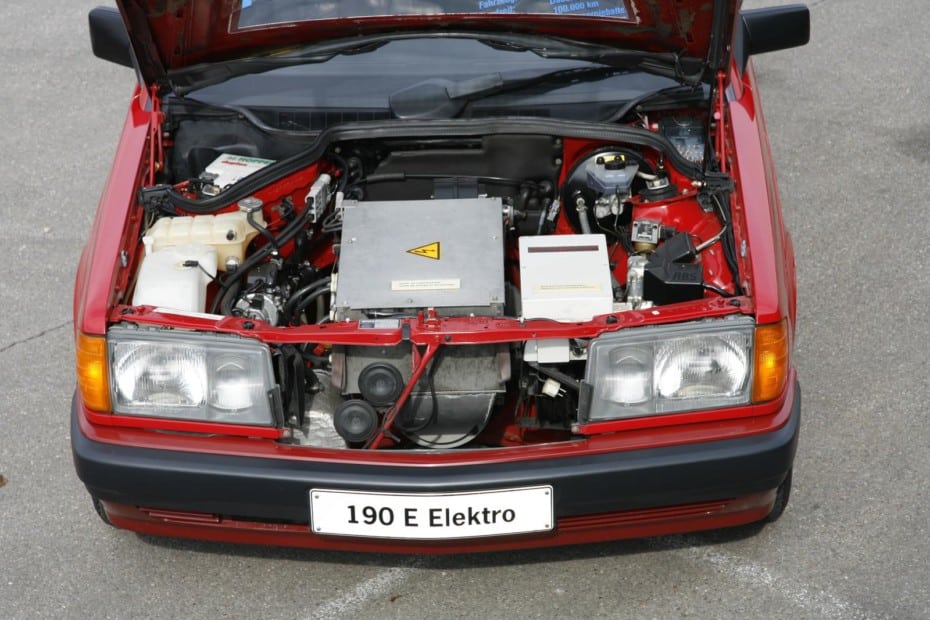 ¿Conocías de la existencia del Mercedes-Benz 190 (W 201) eléctrico de 1990?