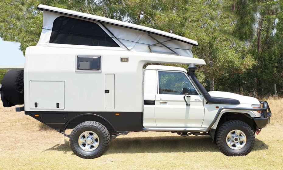 La camper más compacta de EarthCruiser toma como base el veterano Toyota Land Cruiser