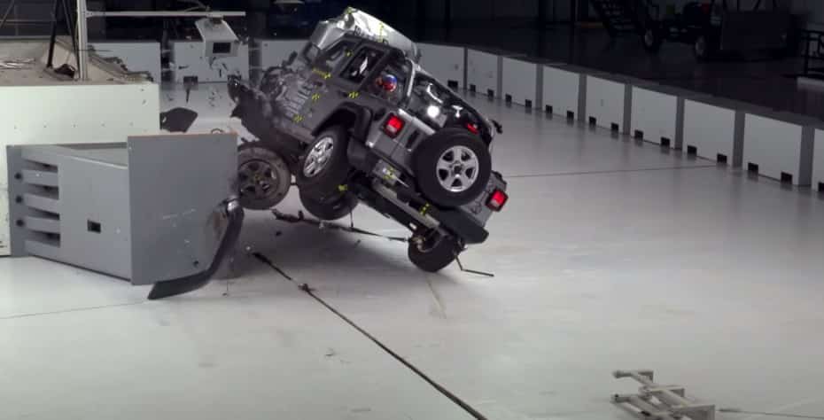 El Jeep Wrangler la lía en las pruebas de choque del IIHS