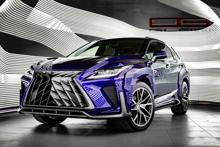 Si quieres que tu SUV Lexus parezca Predator, puedes comprar estos paquetes en eBay