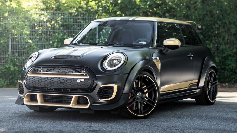 MANHART le mete mano al MINI John Cooper Works y ojito…