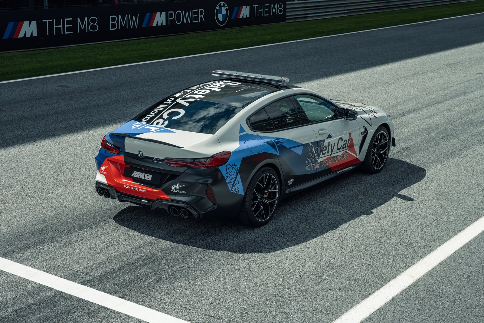 Asi Es El Bmw M8 Gran Coupe Motogp Safety Car La Estrella De Los Circuitos En 21