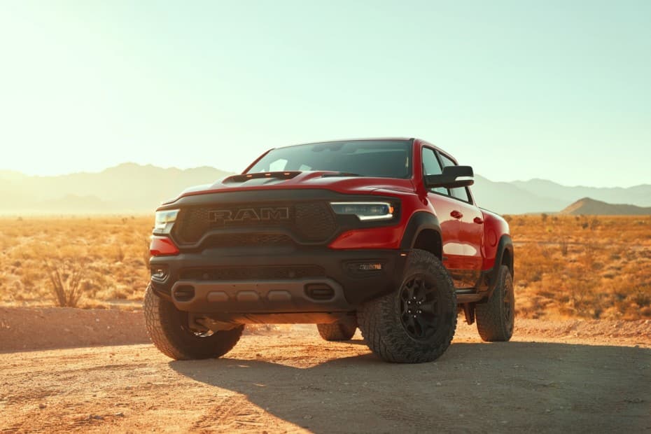 ¡Oficial! RAM 1500 TRX 2021: Su V8 de 712 CV se ríe del mismísimo Raptor