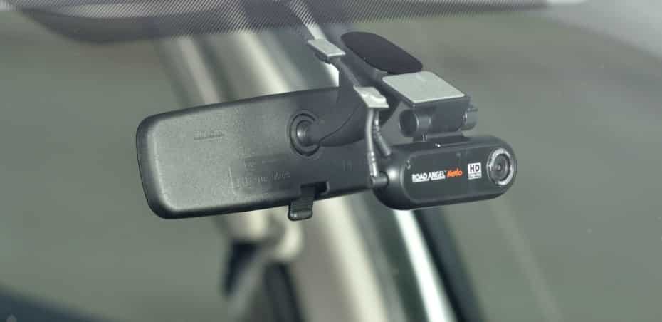 Esto es lo que dice la normativa sobre si una dashcam es legal o ilegal: Uso por países