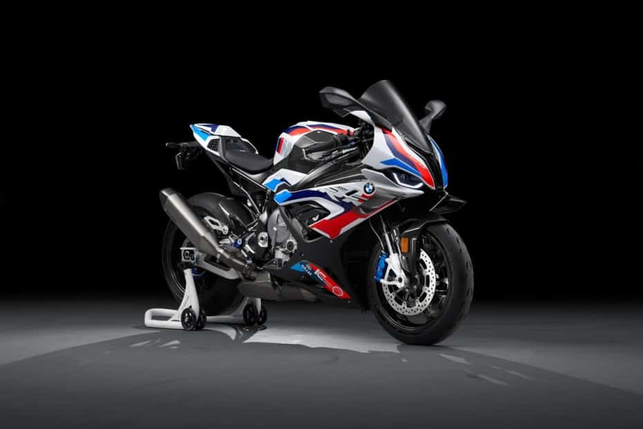 ¡Oficial! BMW M 1000 RR 2021: El primer modelo puramente ‘M’ de BMW Motorrad