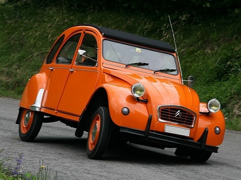 ¿Qué el Citroën 2 CV no vuelca? Desmontemos el mito