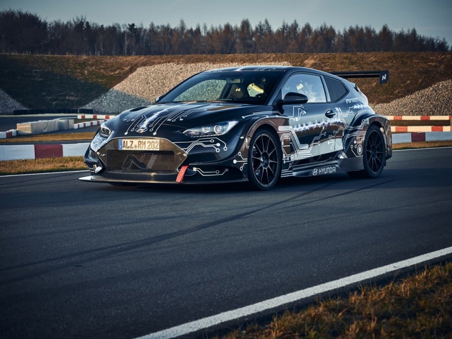 RM20e Racing Midship Sports Car: la apuesta de Hyundai por la electrificación en la competición