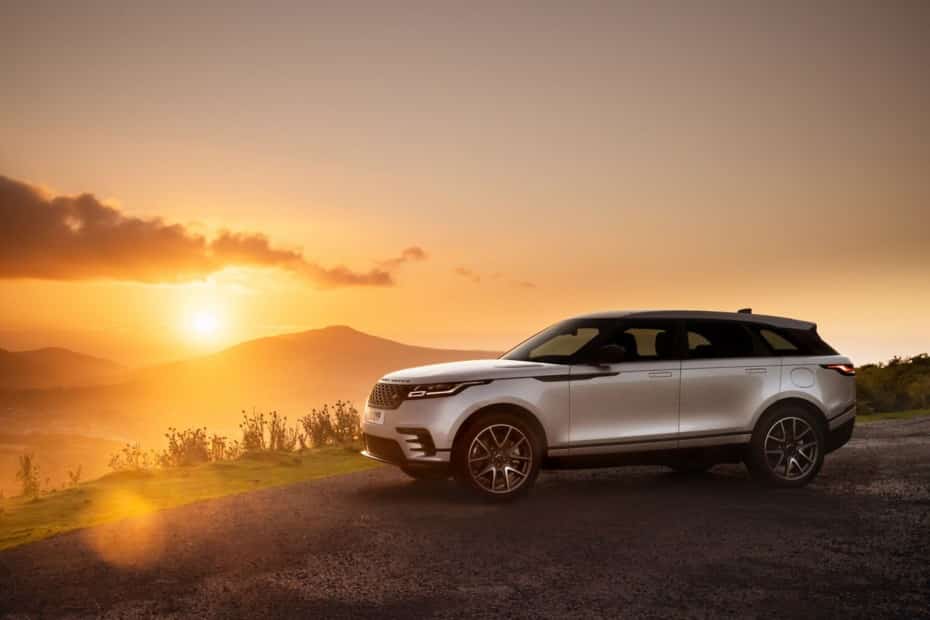 Así es el Range Rover Velar 2021: Novedades en el interior y mecánica híbrida enchufable