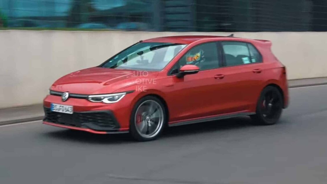 ¡Filtrado! Échale un vistazo al Volkswagen Golf GTI TCR Mk8 rodando sobre la pista