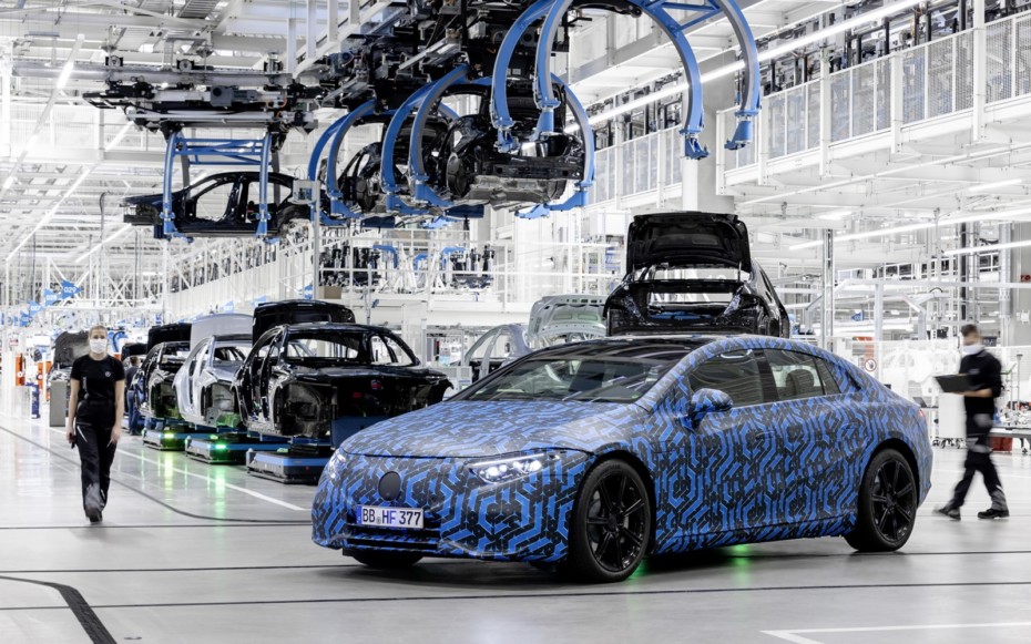 Ojo a la estrategia cero emisiones de Mercedes-Benz: Hasta 8 eléctricos en menos de dos años