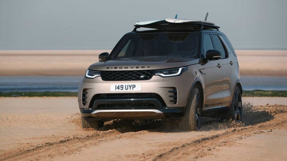 Land Rover Discovery 2021: Lavado de cara exterior, tecnología en el interior y eficiencia en sus entrañas