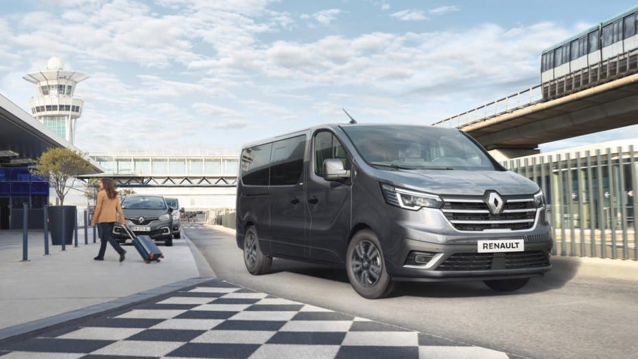 ¡Oficial!: Así son los nuevos Renault Trafic Combi y SpaceClass