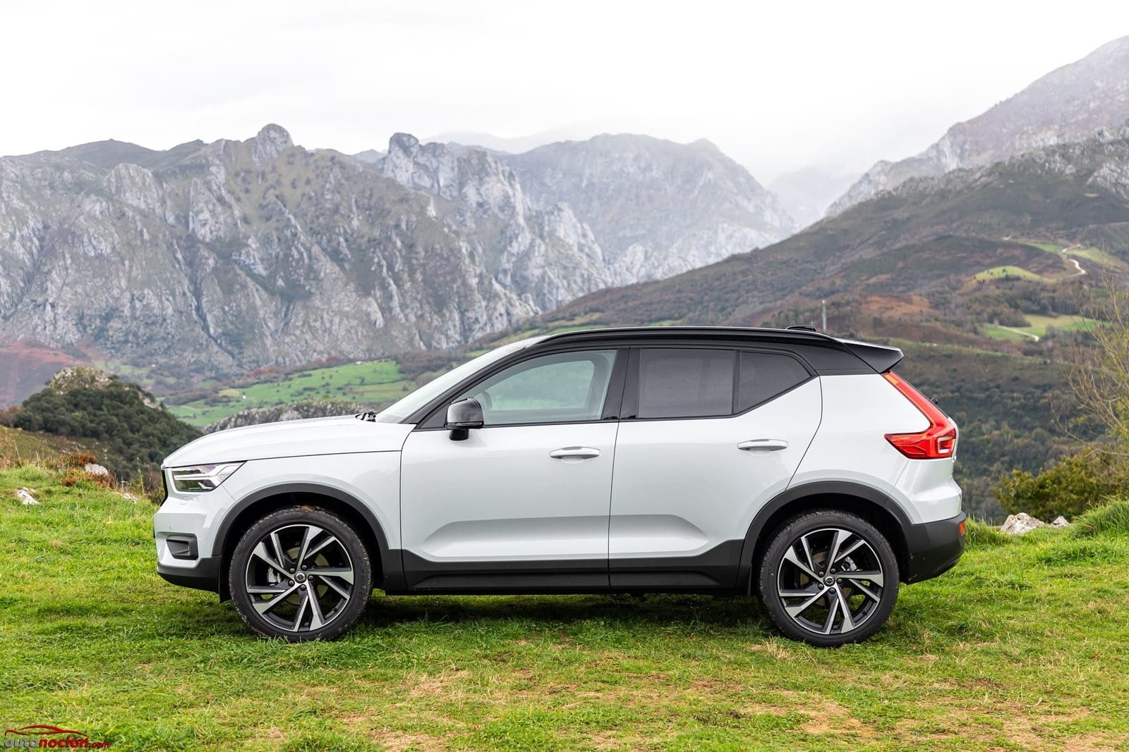 Prueba Volvo XC40 T2 gasolina manual 2020