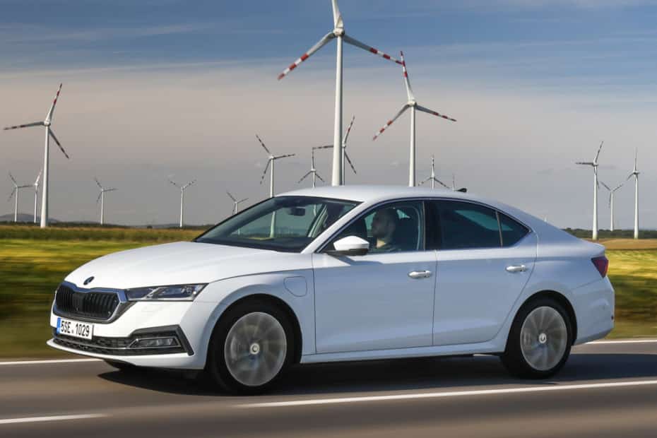 Ya a la venta el Skoda Octavia iV PHEV: Llega la opción con 204 CV