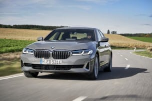 Arranca la comercialización de los BMW 320e y 520e en España: Caros pero con etiqueta CERO