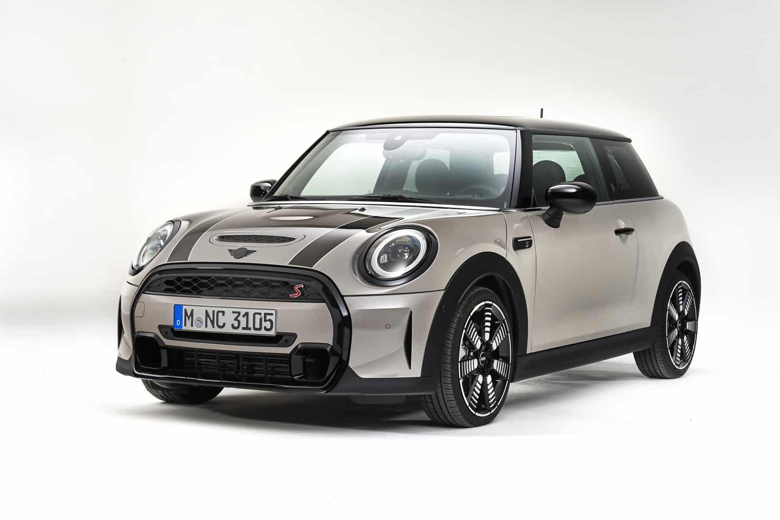 You can now reserve the renewed MINI Hatch in Spain