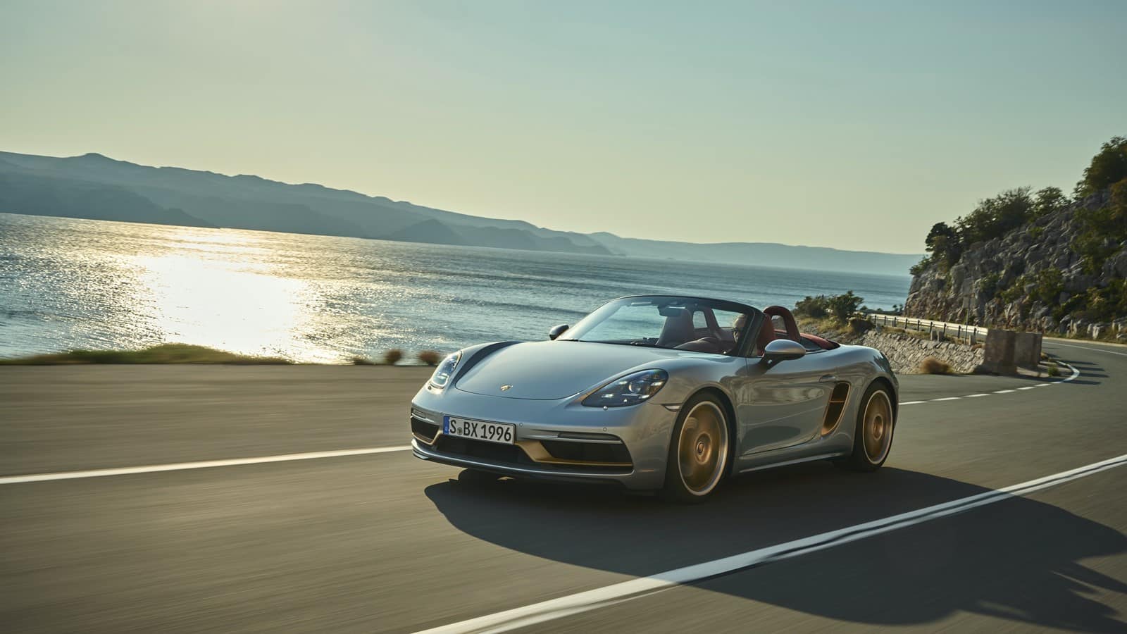 The Boxster turns 25 and Porsche celebrates it with a special edition