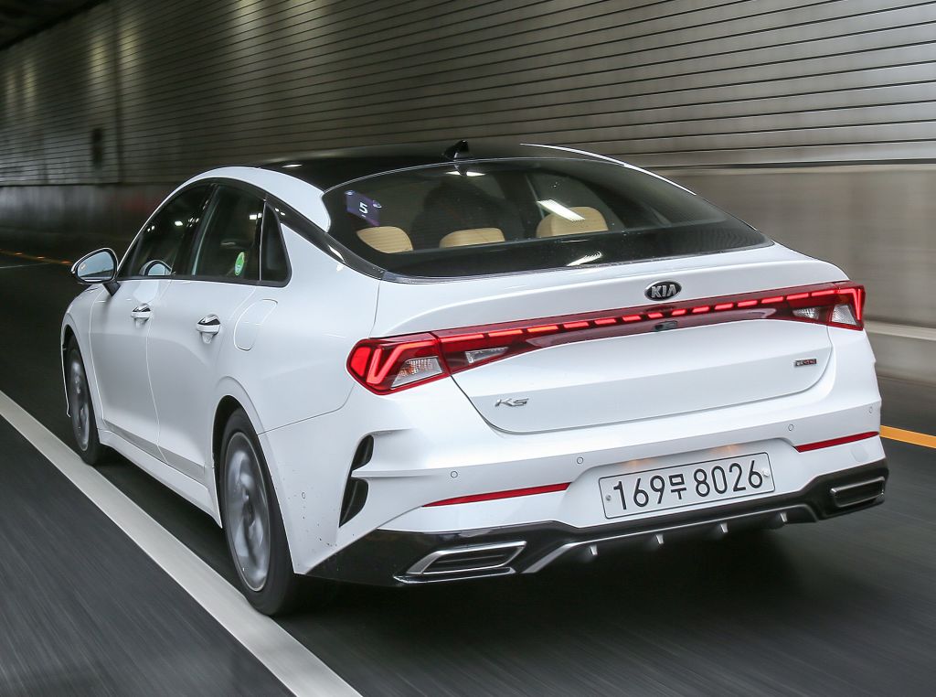 The Kia K5 lands in Morocco and with a hybrid engine: Would it be crazy to import it?