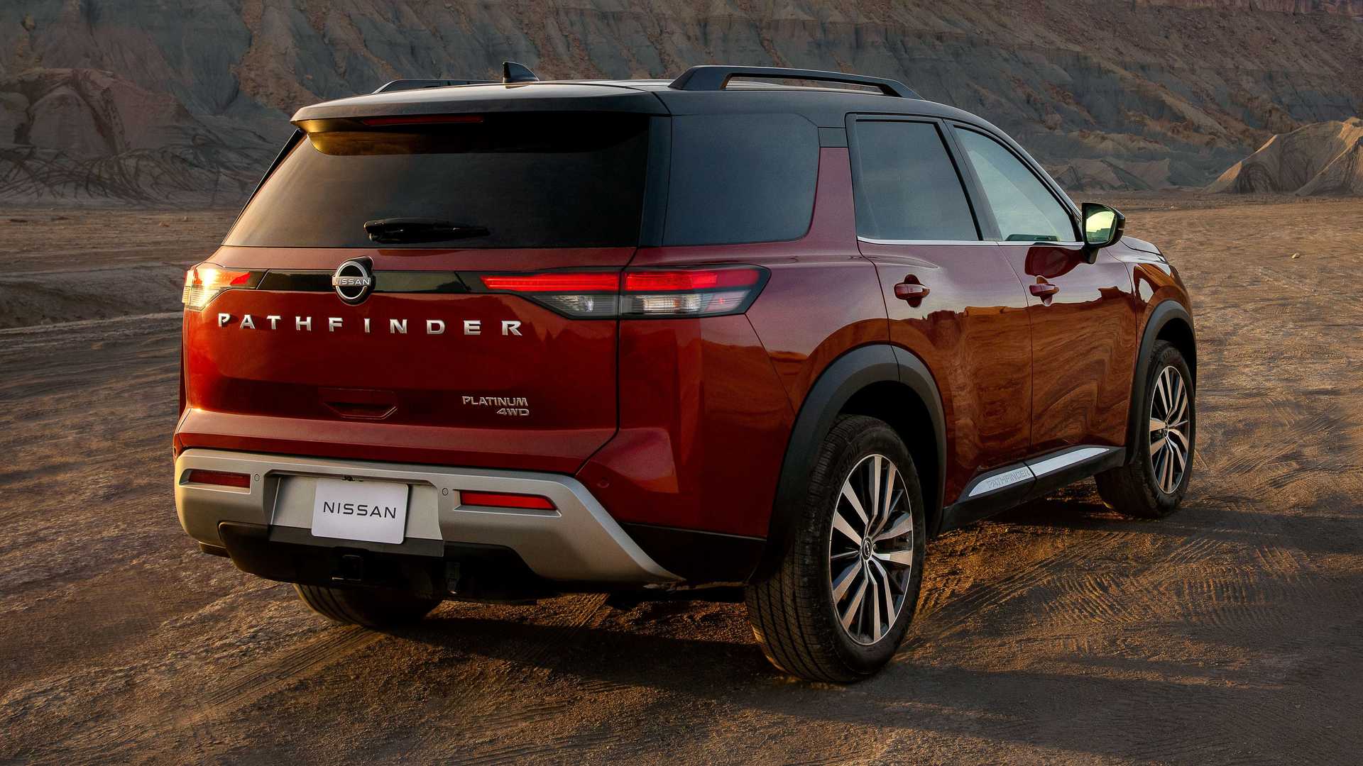 Images, information and news Nissan Pathfinder 2021