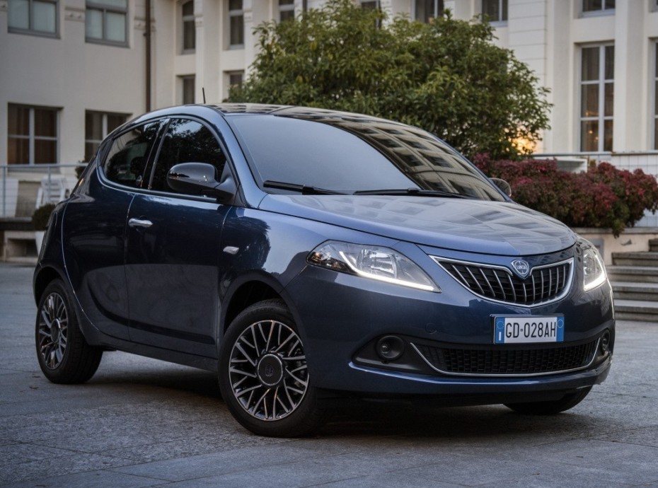 Oficial: Nuevo Lancia Ypsilon 2021