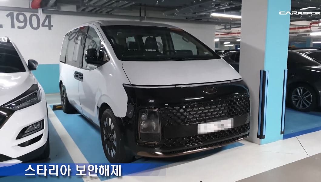 ¿Te gustó el futurista Hyundai Staria? Aquí lo tienes en su versión de producción