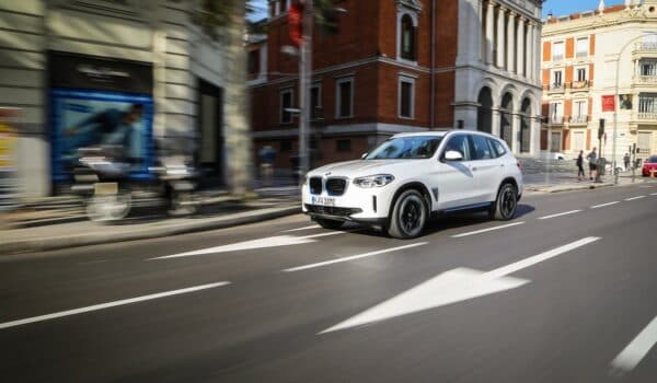 BMW iX3