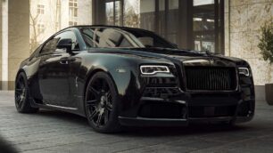 Si Batman tuviera un Rolls-Royce Wraith sería tan siniestro y poderoso como este