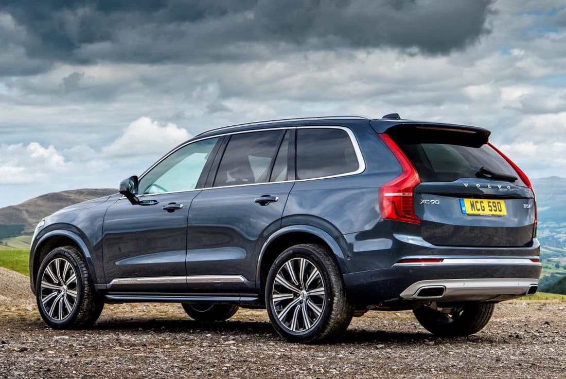 Volvo XC90 2021 menos motores y más equipamiento