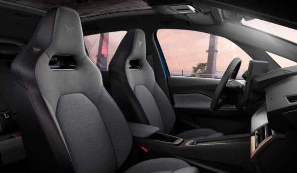 El Cupra Born ofrece gran espacio interior