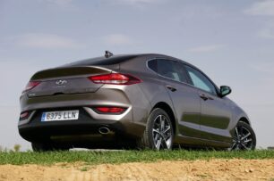 Opinión y prueba Hyundai i30 Fastback 2021 1.0 TGDI 48v DCT