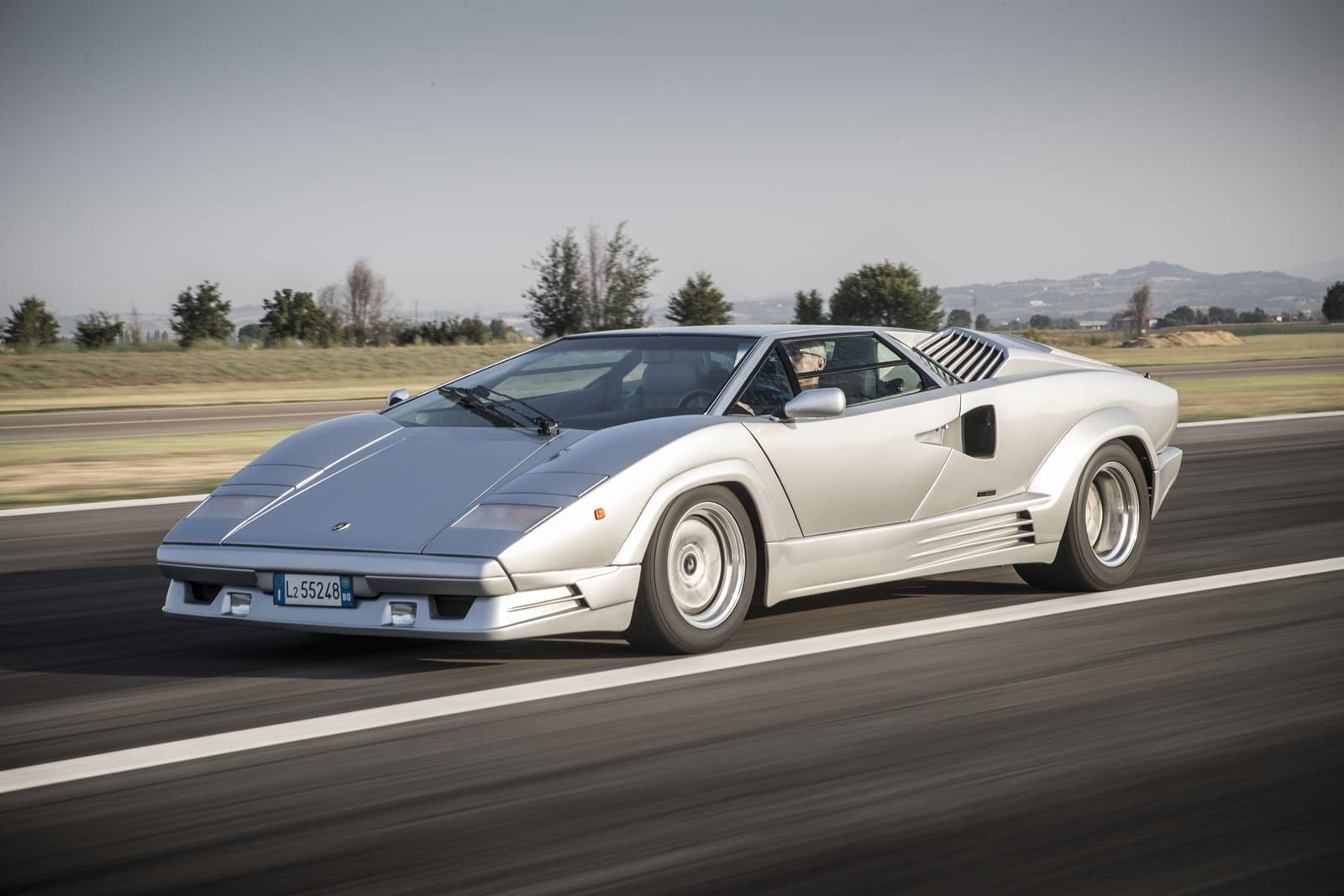 Countach con motor V12 de Lamborghini