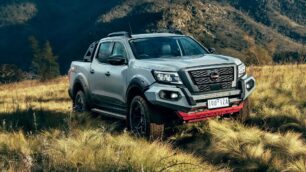 EL Nissan Navara PRO-4X Warrior es un anti-Raptor