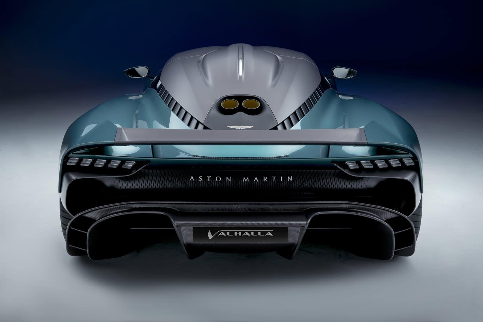 Aston Martin Valhalla trasera