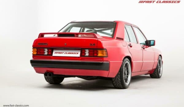 Este flamante BRABUS 190E 3.6S Lightweight está a la venta