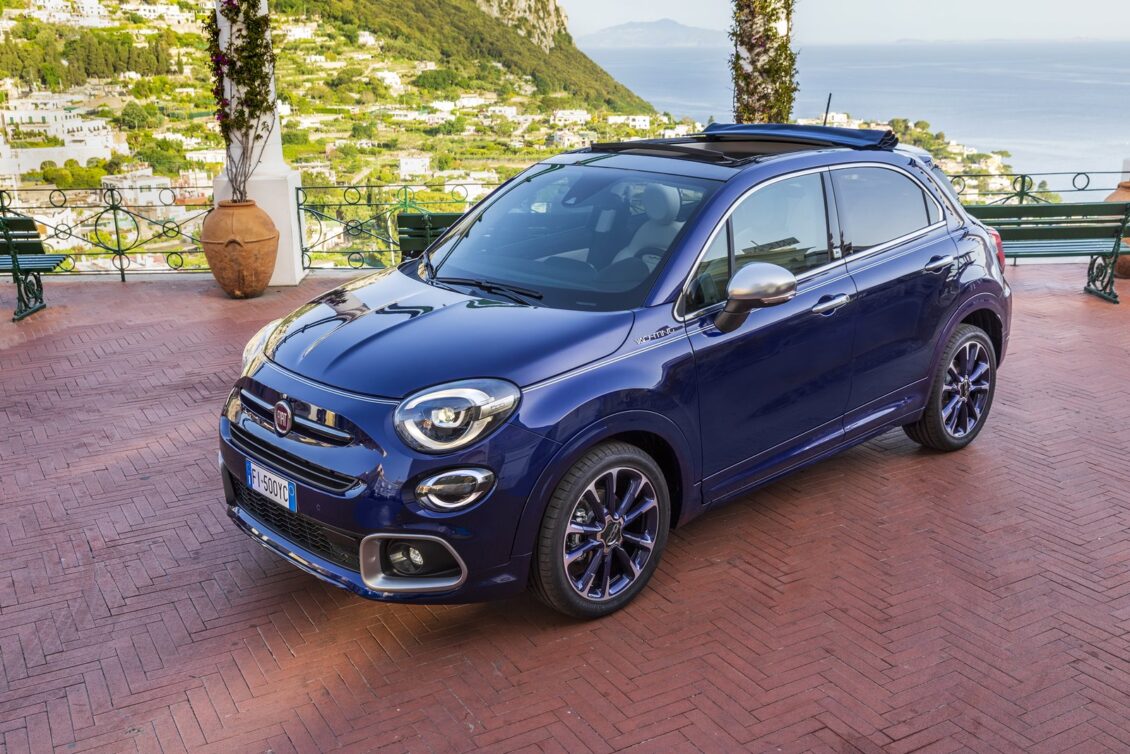 Fiat lanzará los 500X y Tipo e-Hybrid en abril