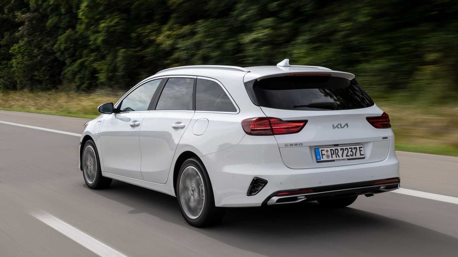 The 2022 Kia Ceed Tourer is here: With competitive prices