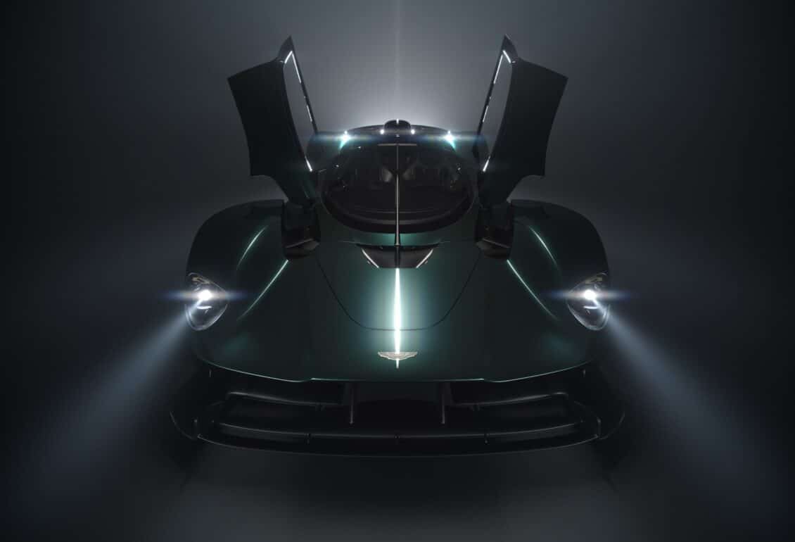 Veremos un Aston Martin Valkyrie Roadster y esta es su primera imagen: debuta este mes