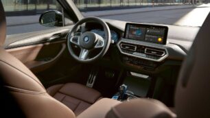 Más tecnología en el interior del BMW iX3 2022