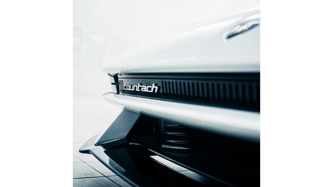 Nuevas imágenes del Lamborghini Countach LP 800-4 2022: estamos deseando conocerlo