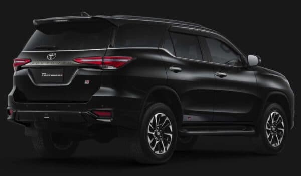 Sin cambios mecánicos para el Toyota Fortuner GR Sport