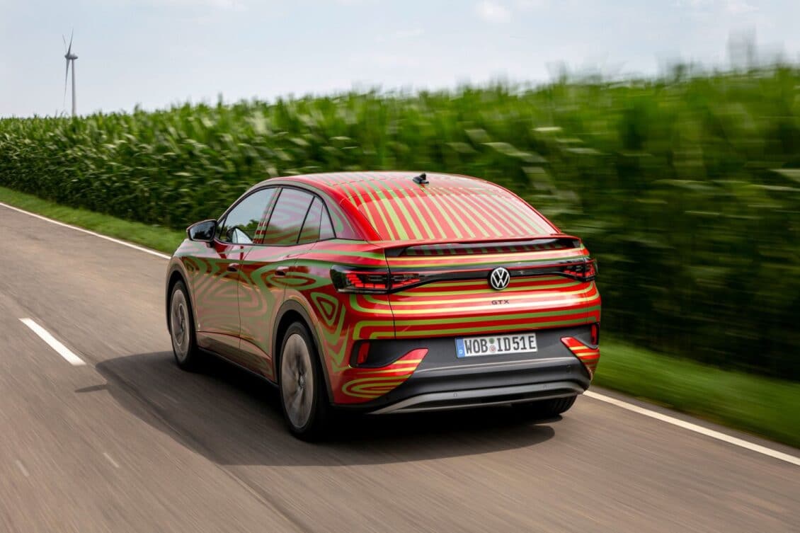 El Volkswagen ID.5 GTX será realidad en un mes