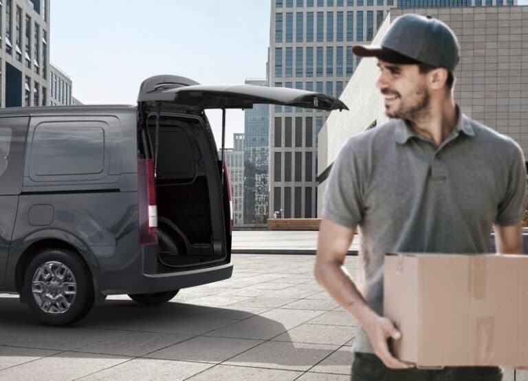 Hyundai staria cargo