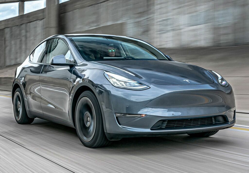 El Tesla Model Y se impuso en Europa como coche más vendido