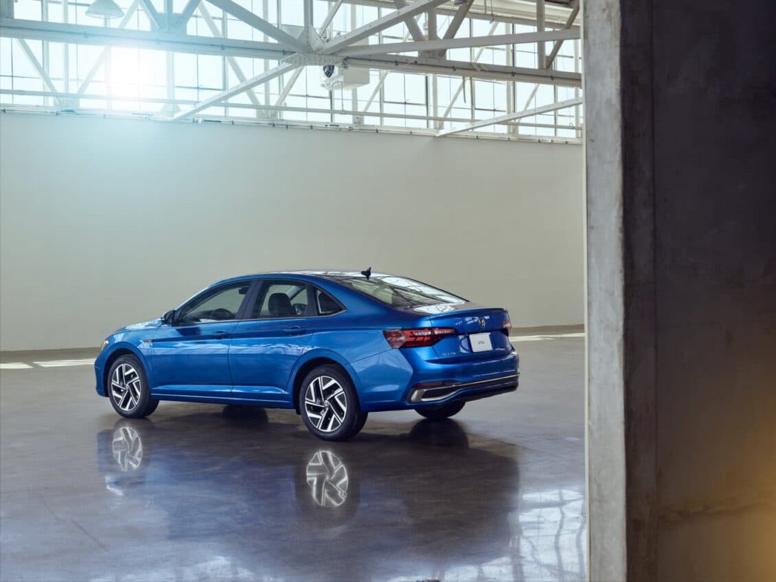 Фольксваген jetta 2022