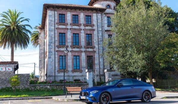 Nos ponemos al volante del Mercedes-AMG E 53 Coupe 4MATIC+