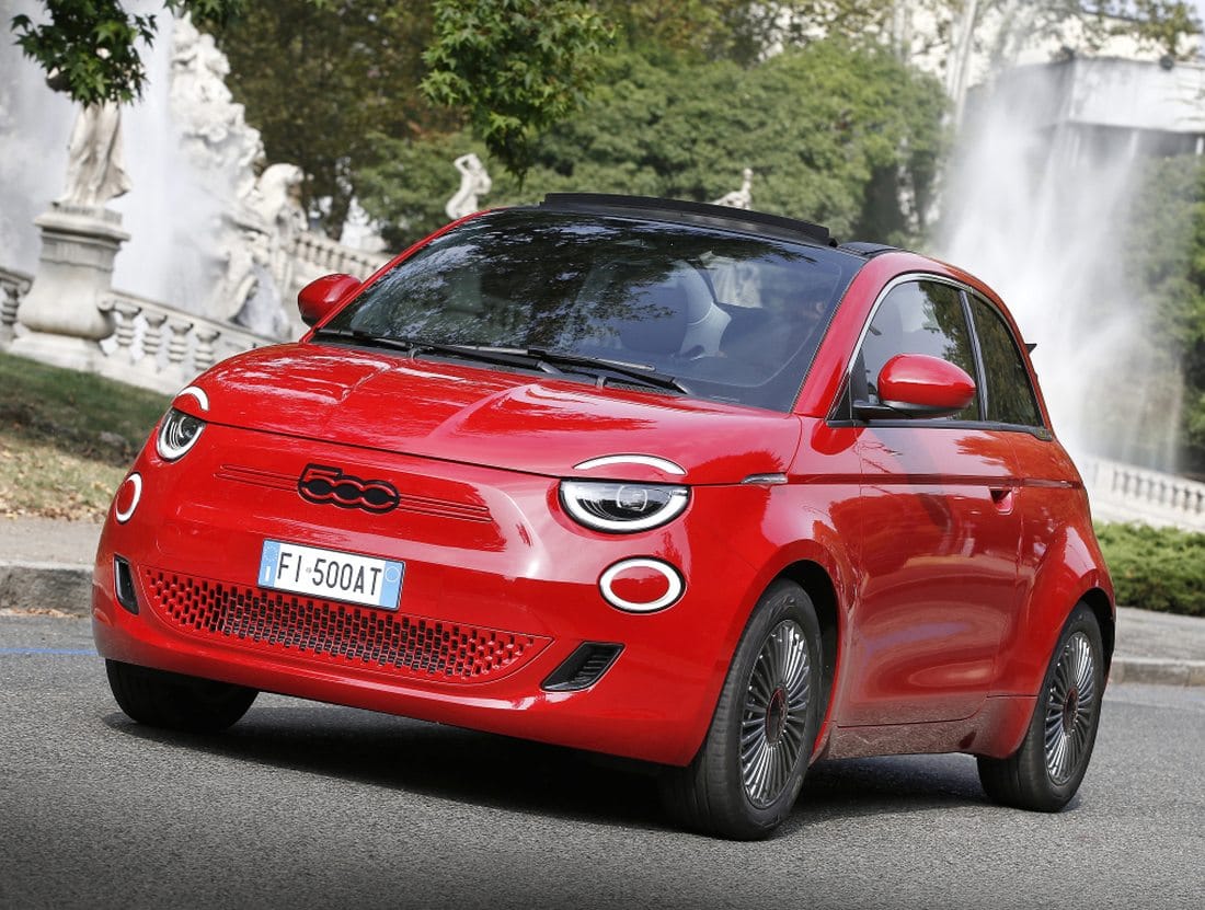 Nuevo Fiat 500e RED: Apostando todo al rojo