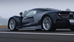 [Vídeo] El Hennessey Venom F5 en detalle: escucha rugir su V8 de 6.6 litros con 1.817 CV