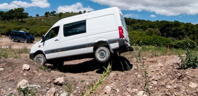 Furgonetas 4x4 modelos para cargar o camperizar