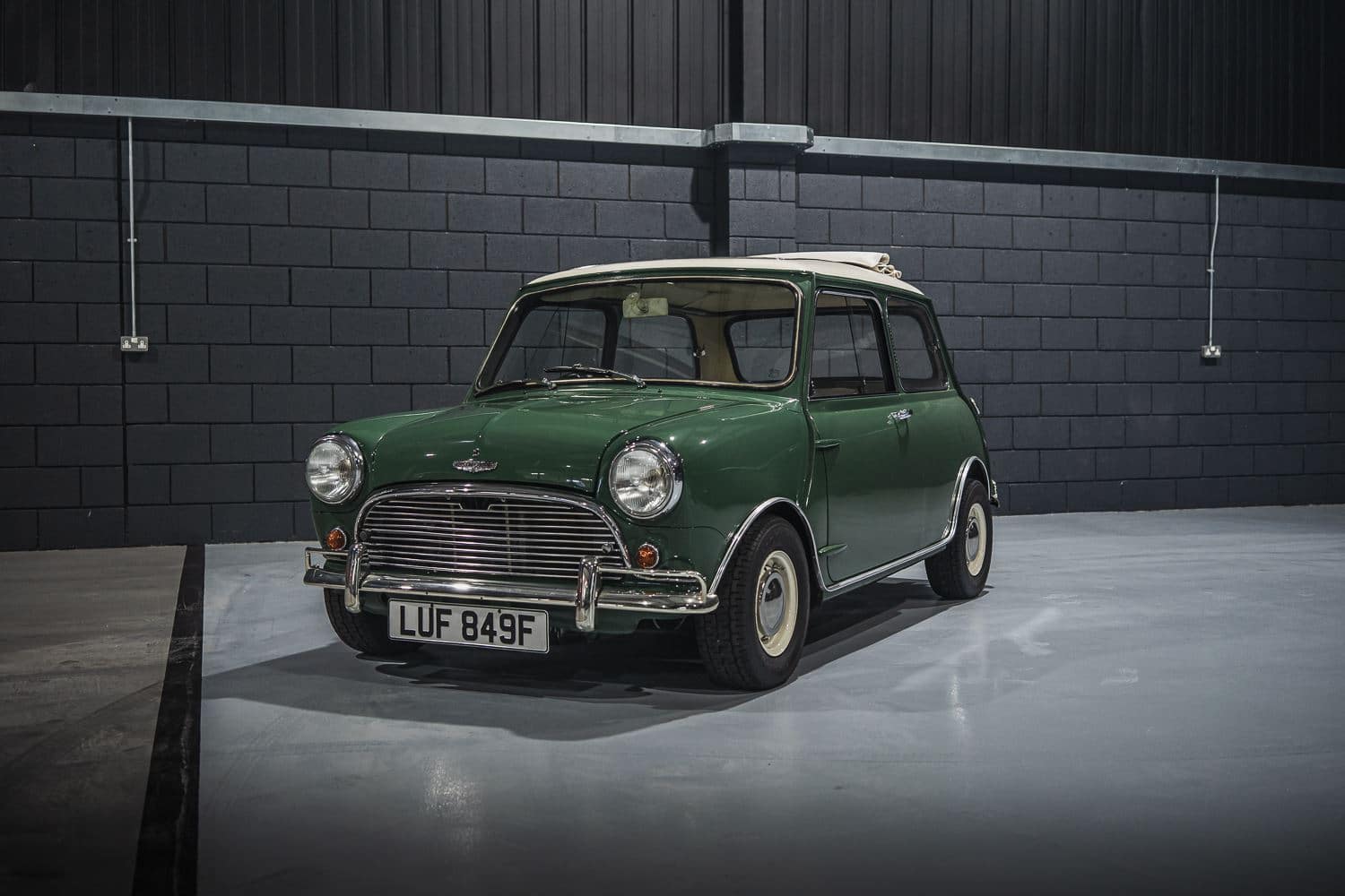 Mini Cooper 1275 S Mike Brewer