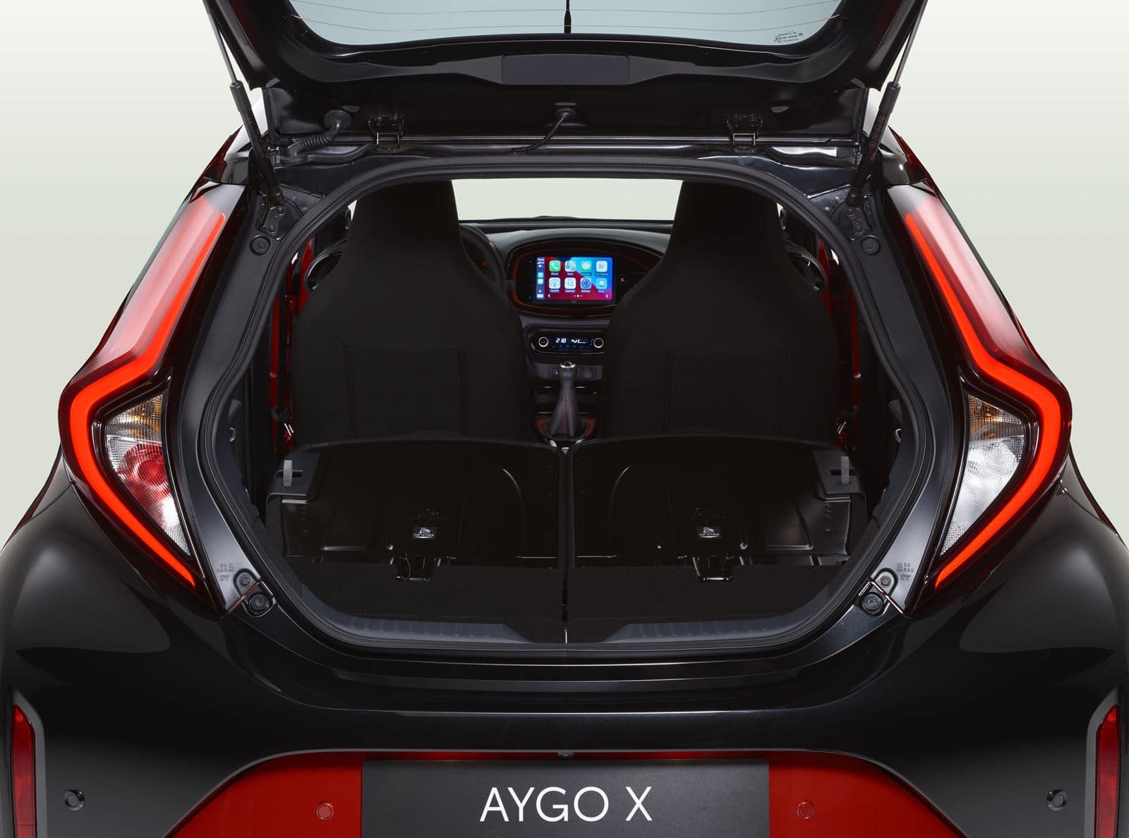 Toyota Aygo Cross maletero